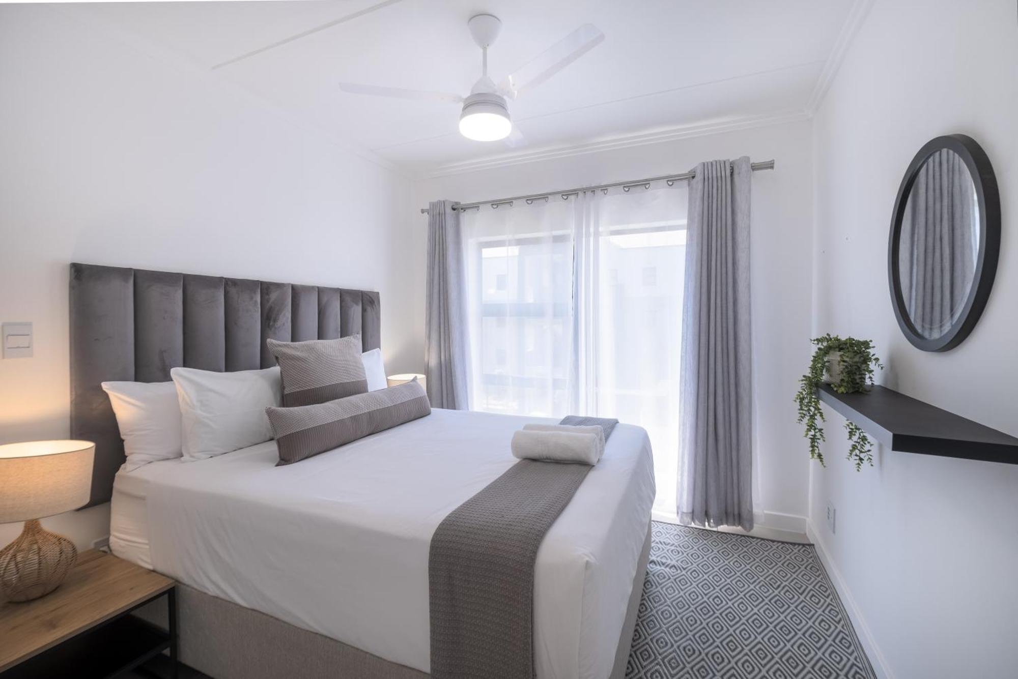 Ballito Village Luxury Apartments Екстериор снимка