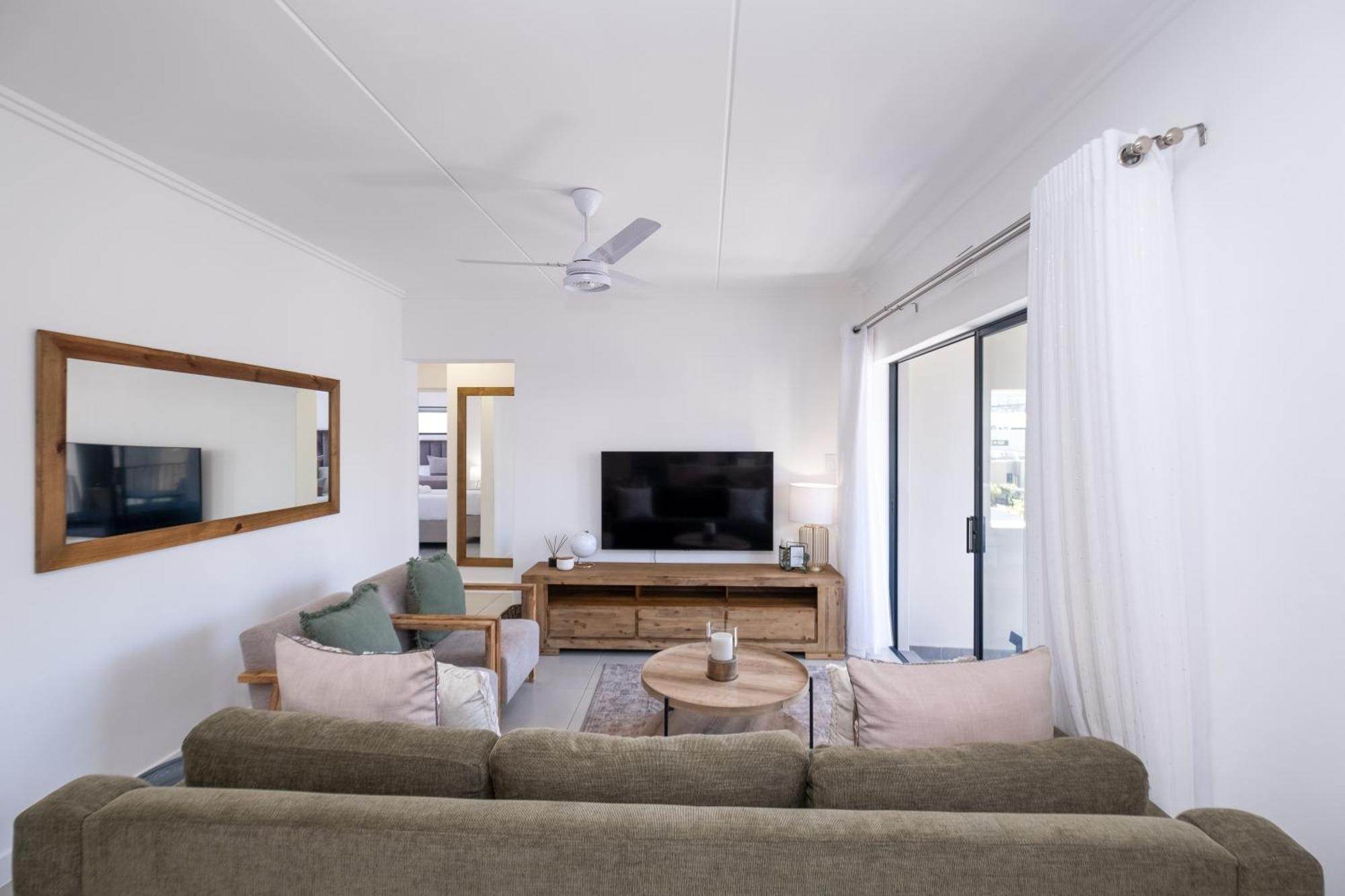 Ballito Village Luxury Apartments Екстериор снимка