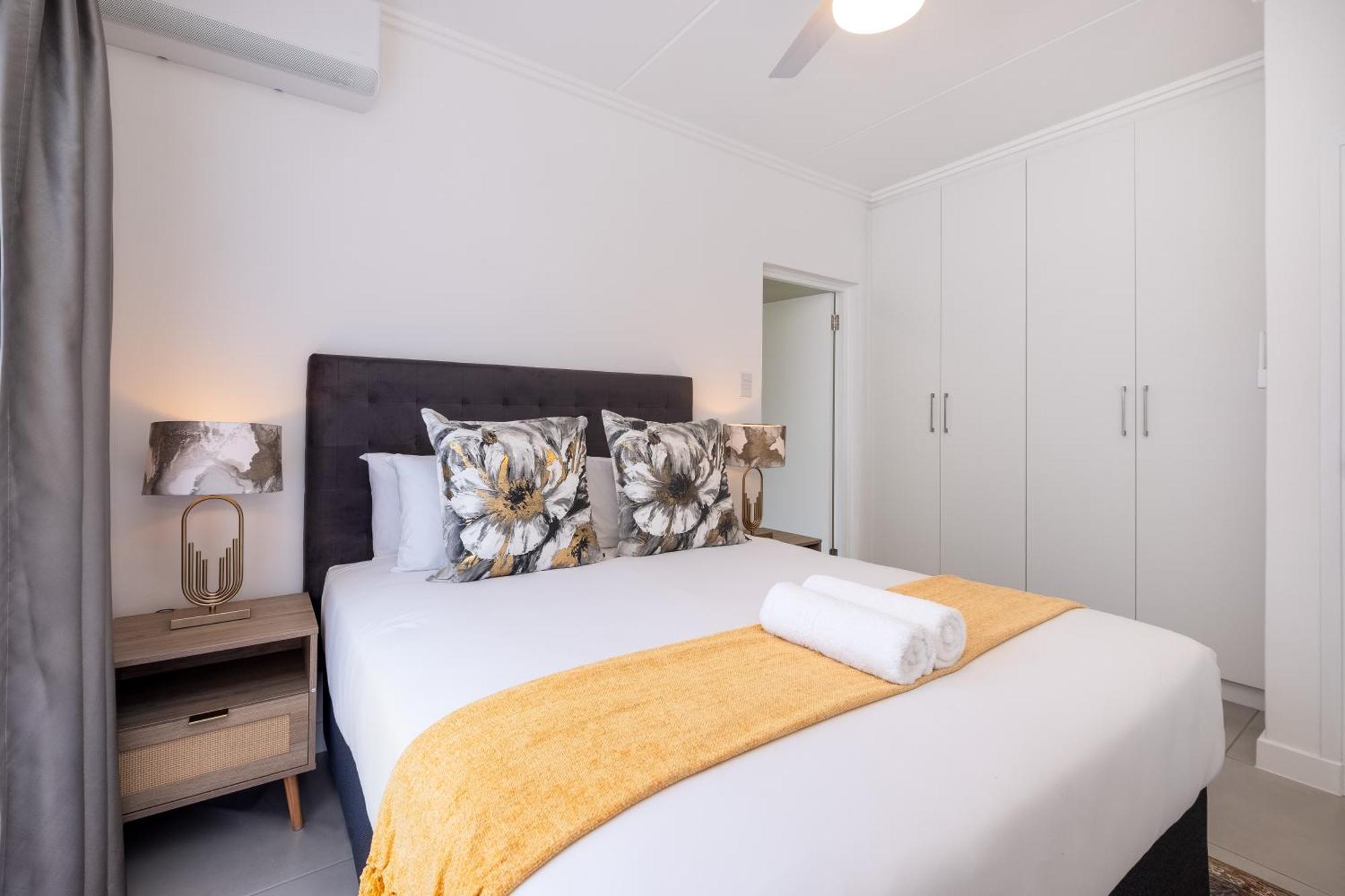 Ballito Village Luxury Apartments Екстериор снимка