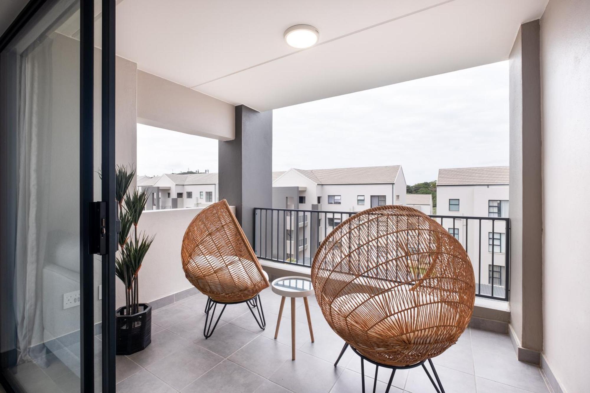 Ballito Village Luxury Apartments Екстериор снимка