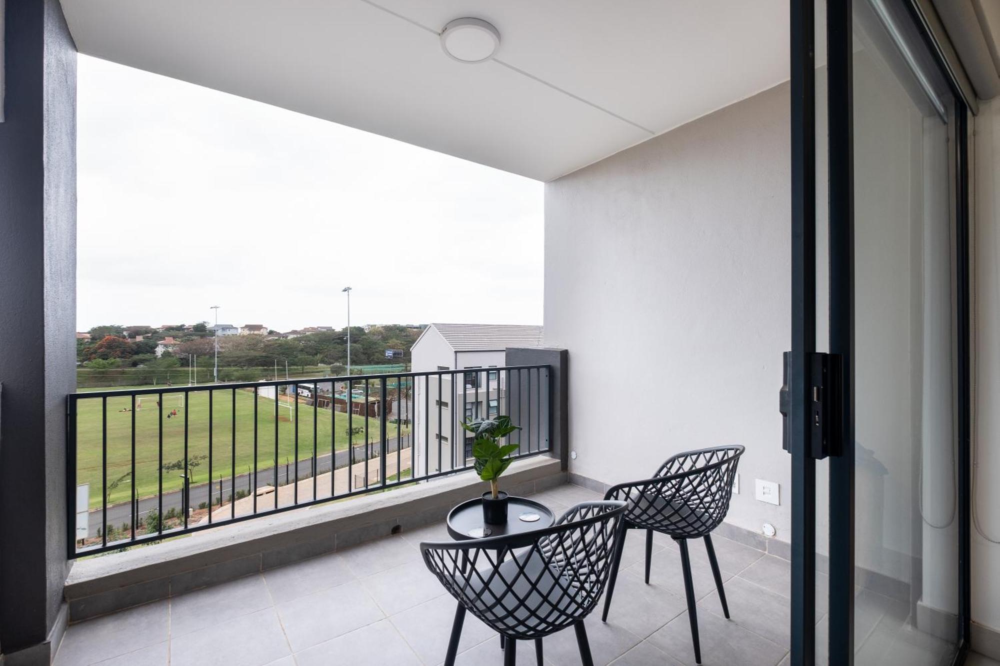 Ballito Village Luxury Apartments Екстериор снимка