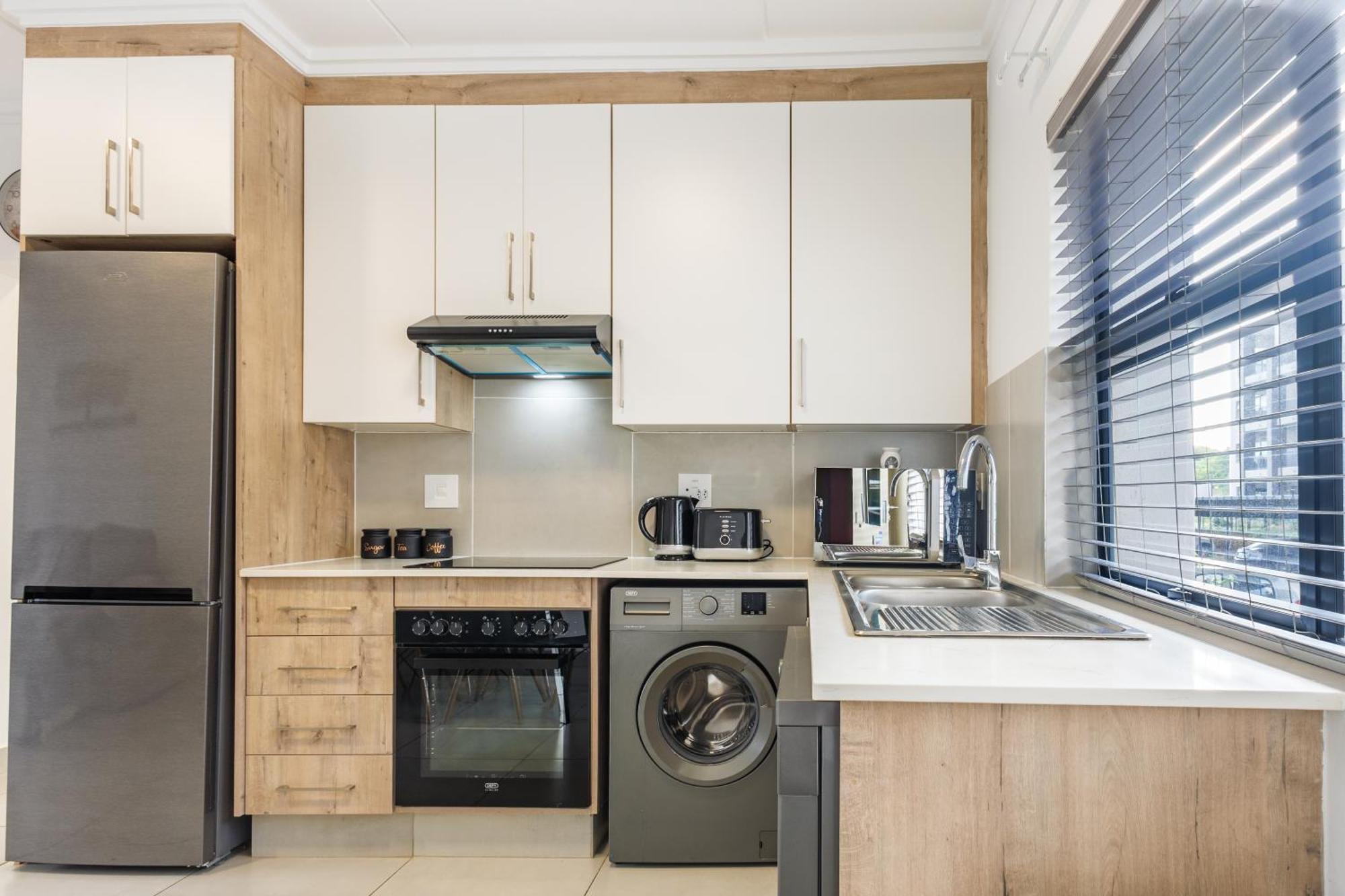 Ballito Village Luxury Apartments Екстериор снимка