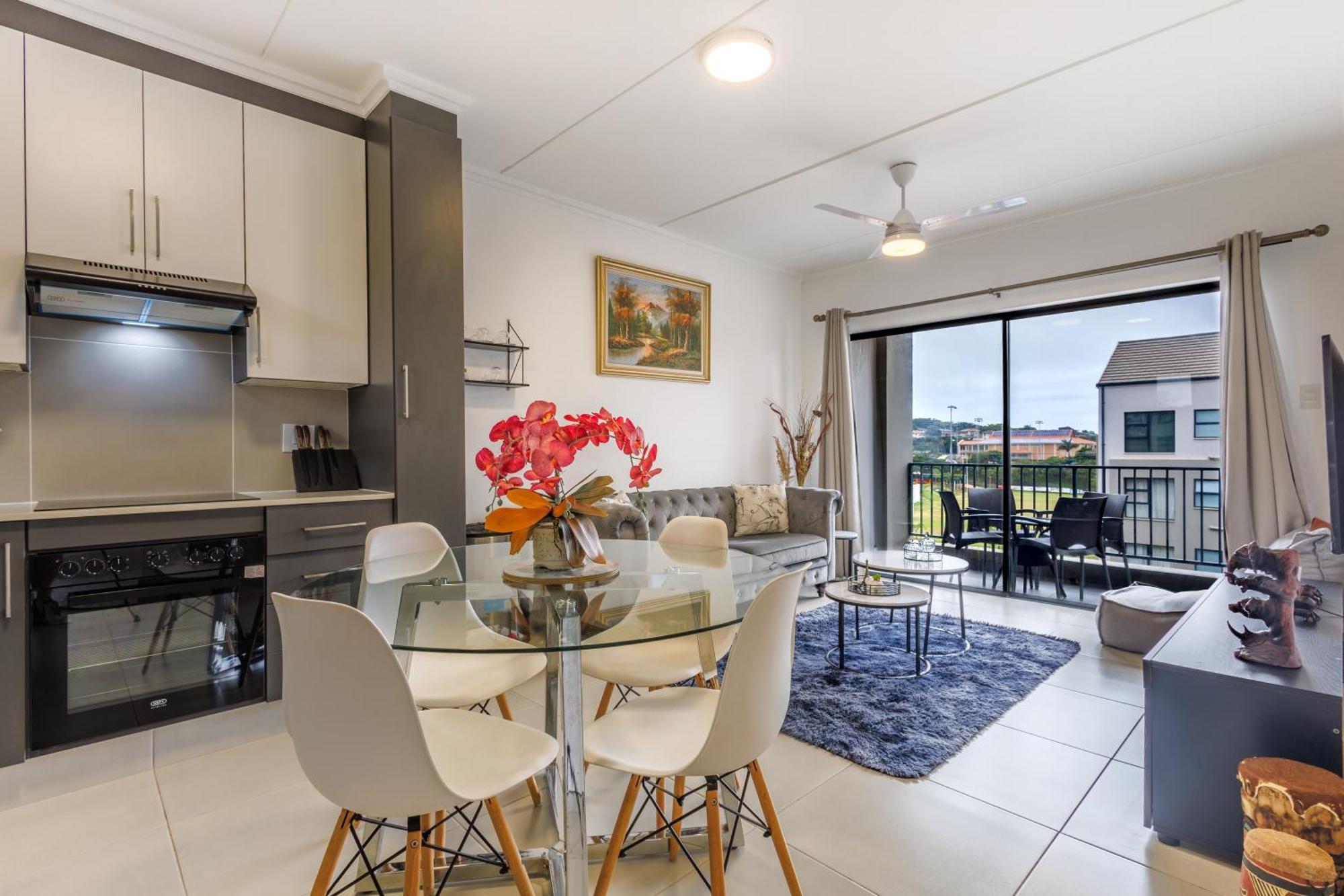 Ballito Village Luxury Apartments Екстериор снимка